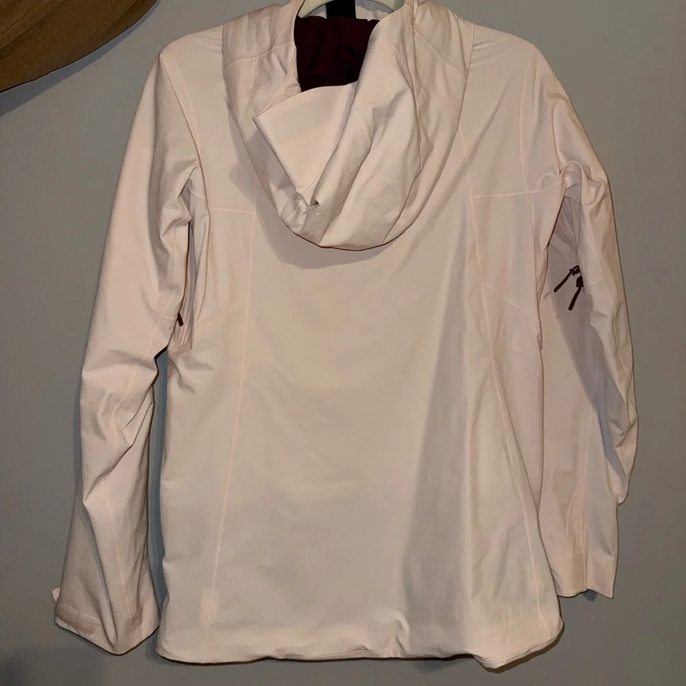 Black Diamond Cream Hooded Jacket - Picture 7 of 10